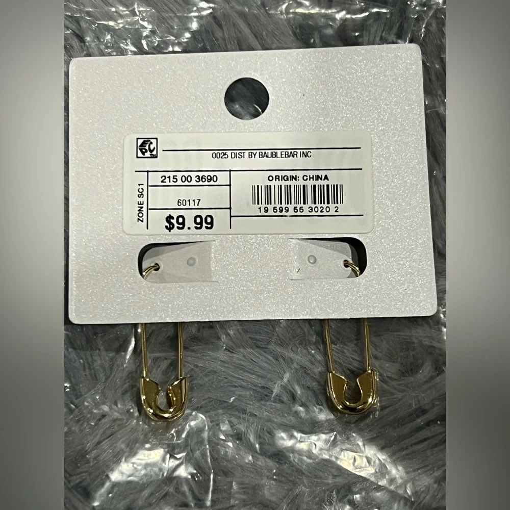 BaubleBar Gold Tone Safety Pin Threader Earrings Nickel Free SugarFix NWT - Picture 10 of 10